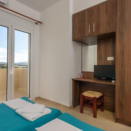 קוקינוס פירגוס Elpidis Villa מראה חיצוני תמונה