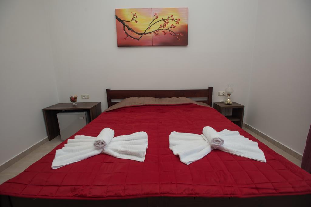 קוקינוס פירגוס Elpidis Villa חדר תמונה